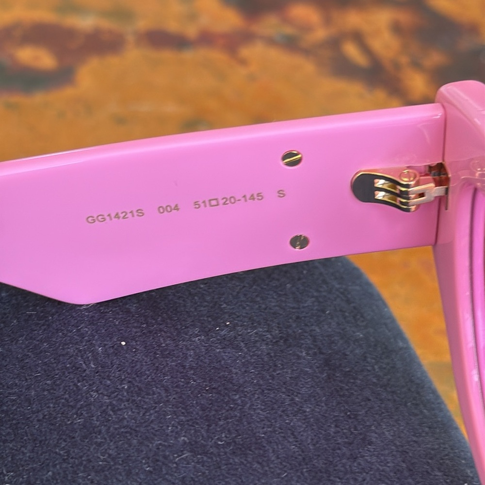 Gucci Pink Geometric Acetate Butterfly Sunglasses Oversized GG Logo w/ Case - Picture 10 of 13